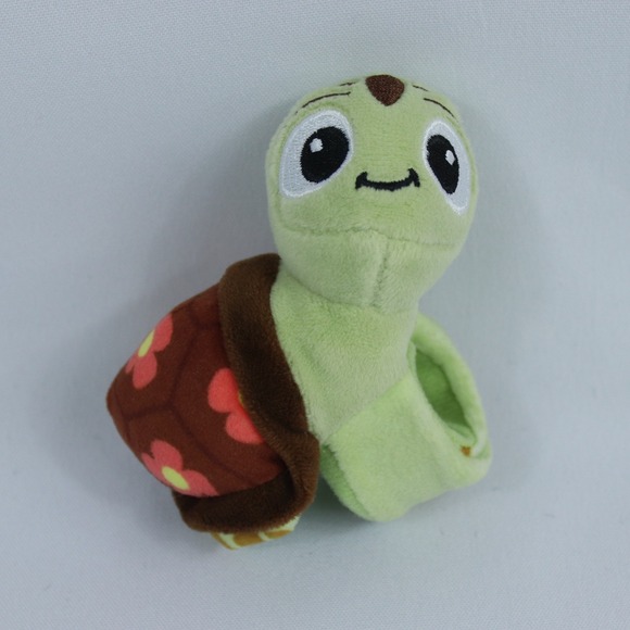 Disney Other - Disney Cutie Cuff Series 1 Squirt Finding Nemo Slap Plush Bracelet Bullsitoy